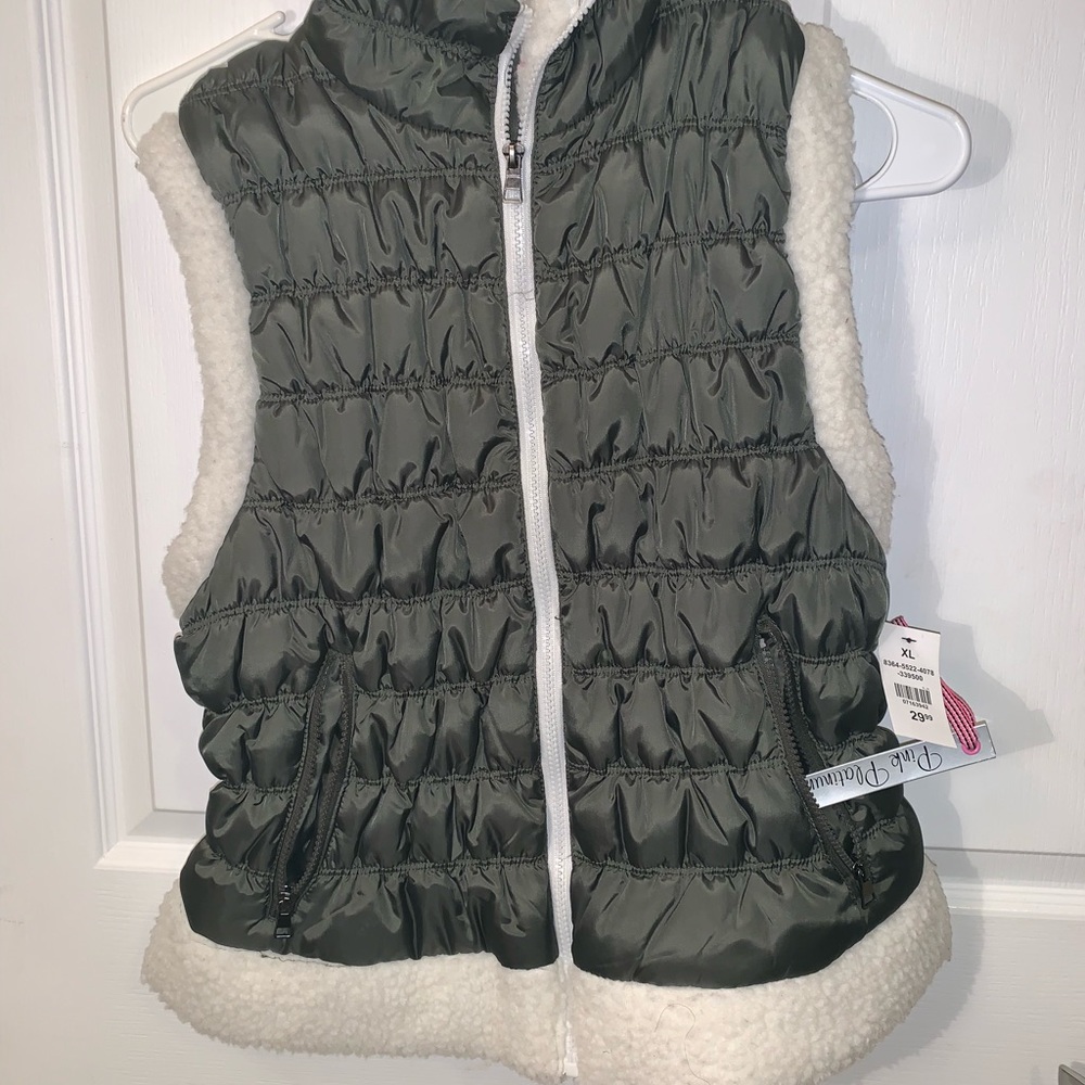 NWT Women’s Bomber Vest